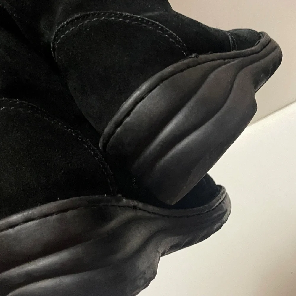 Vintage Y2K American Eagle Outfitters Black Suede Boots Winter Ski Casual
